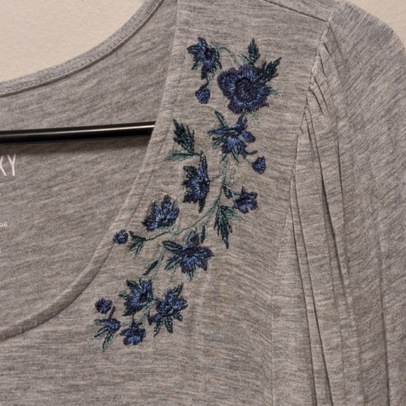 American Eagle Soft and Sexy Tee - Picture 3 of 4